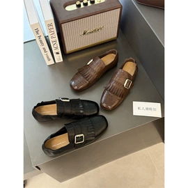 女式时装单鞋;女式皮靴;乐福鞋