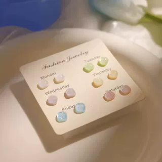 一周耳钉 炫彩星空小方糖套装耳钉女甜美学生养耳洞耳钉精致耳饰