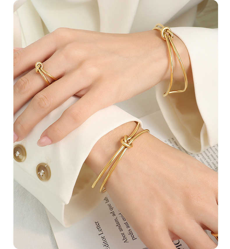 Fashion Geometric Titanium Steel Plating Rings Bracelets