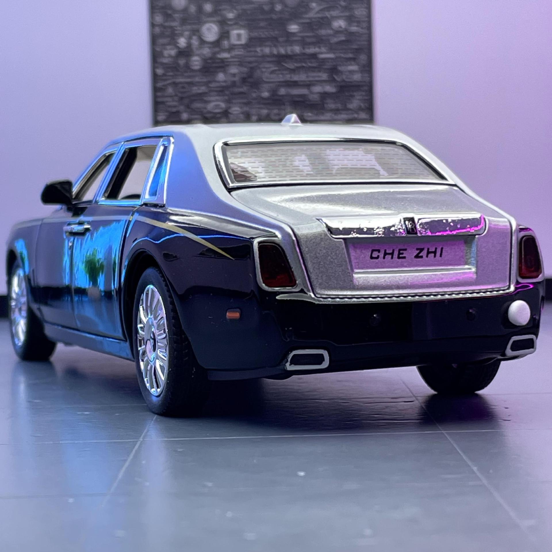 Modelo de coche de aleación de coche 1:24 Rollos Phantom Tire hacia atrás con sonido y música ligera juguete coche música modelo decoración colección
