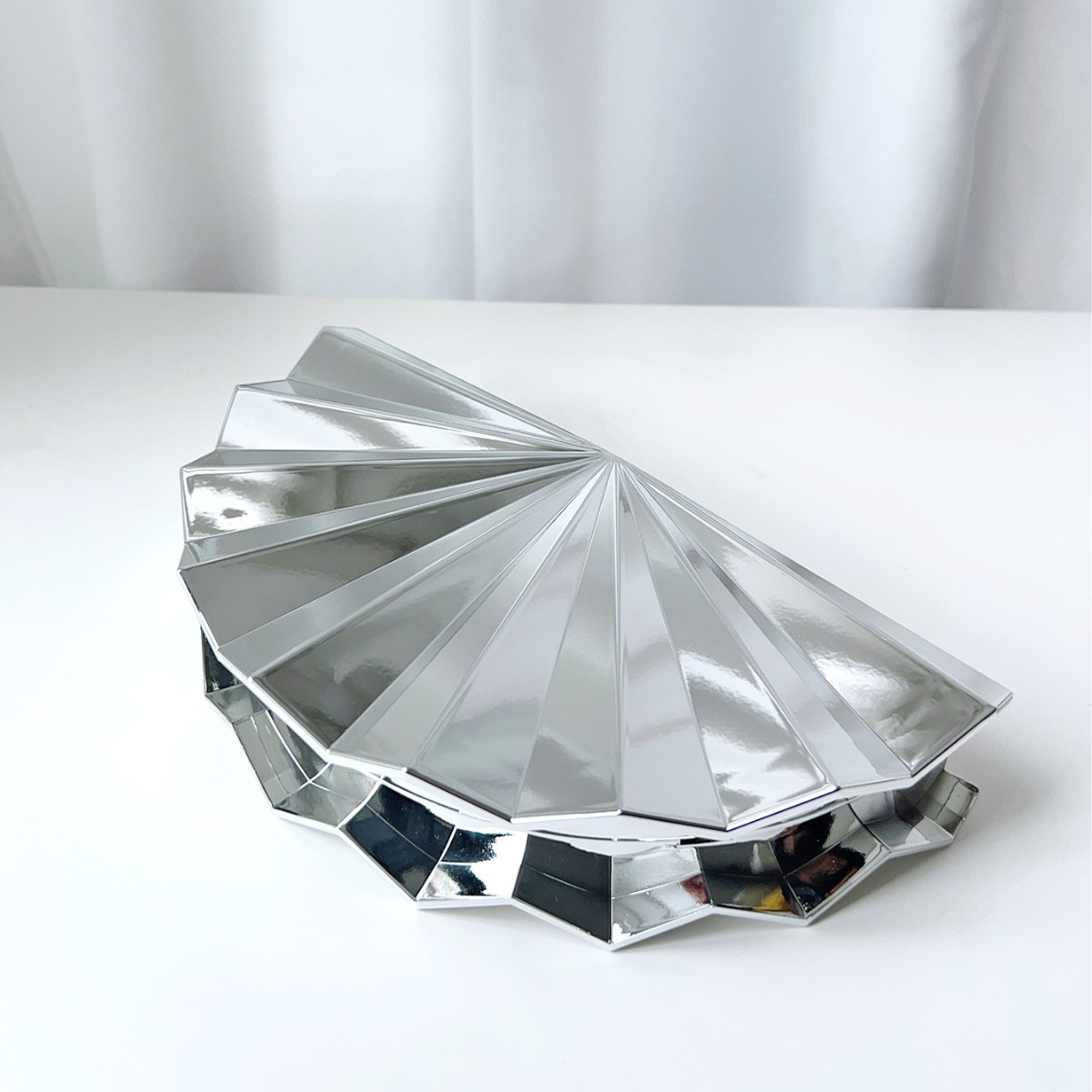 Cross-Border Women's Beaded Evening Bag Fashion Beaded Fan-Shaped Sequin Clutch Acrylic Fan-Shaped Evening Bag - Thumbnail 4