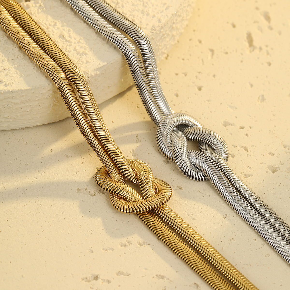Casual, Daily Occasion PVD Coated Real Gold Plated Solid Color Knot 304 Stainless Steel Modern Style Classic Style Waterproof Non Tarnish 304 Stainless Steel Bracelets