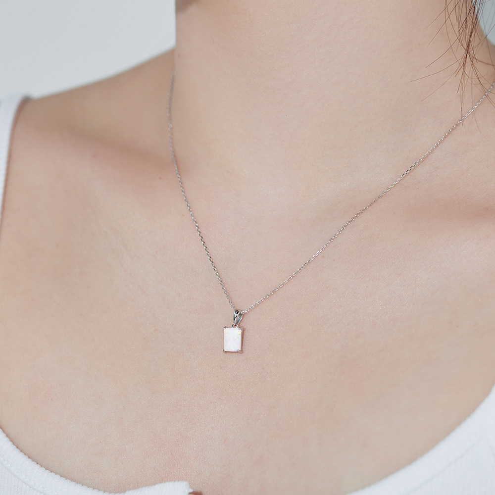 Elegant Square Austrian Crystal Sterling Silver Pendant Necklace 1 Piece