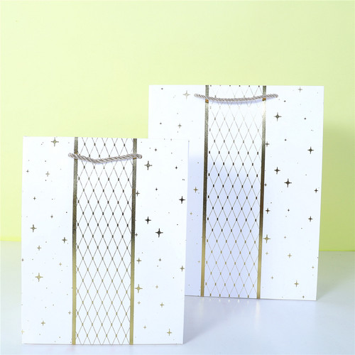 Cross-border foreign trade hot stamping diagonal stripe white card gift paper bag wholesale clothing packaging gift bag shopping bag