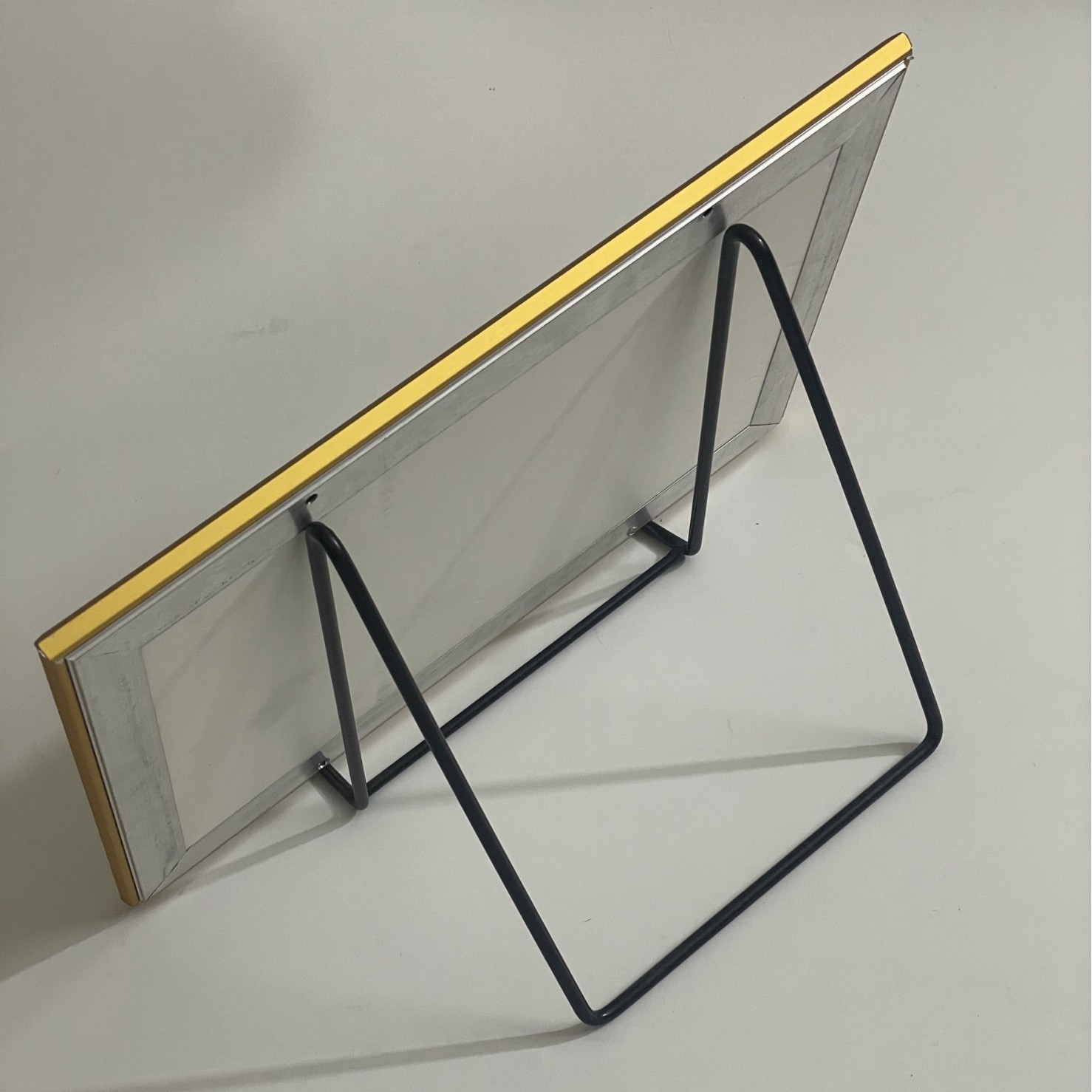 Photo frame, tubing