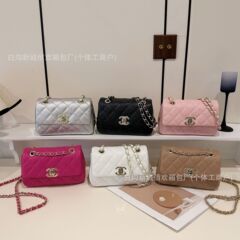 ニッチな高級脇の下バッグ、クラシックな菱形ポータブルチェーンショルダークロスボディ多用途の小さなスクエアバッグクロスボーダーレディースバッグ