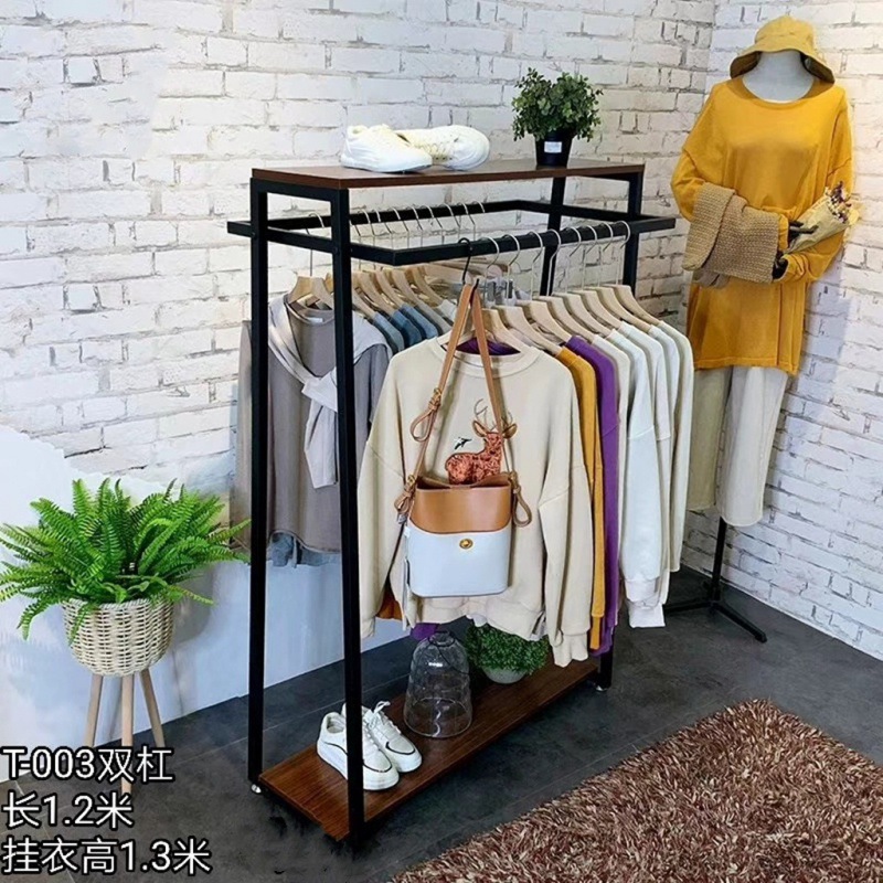 검은색 사다리꼴 평행봉 - 공식 표준