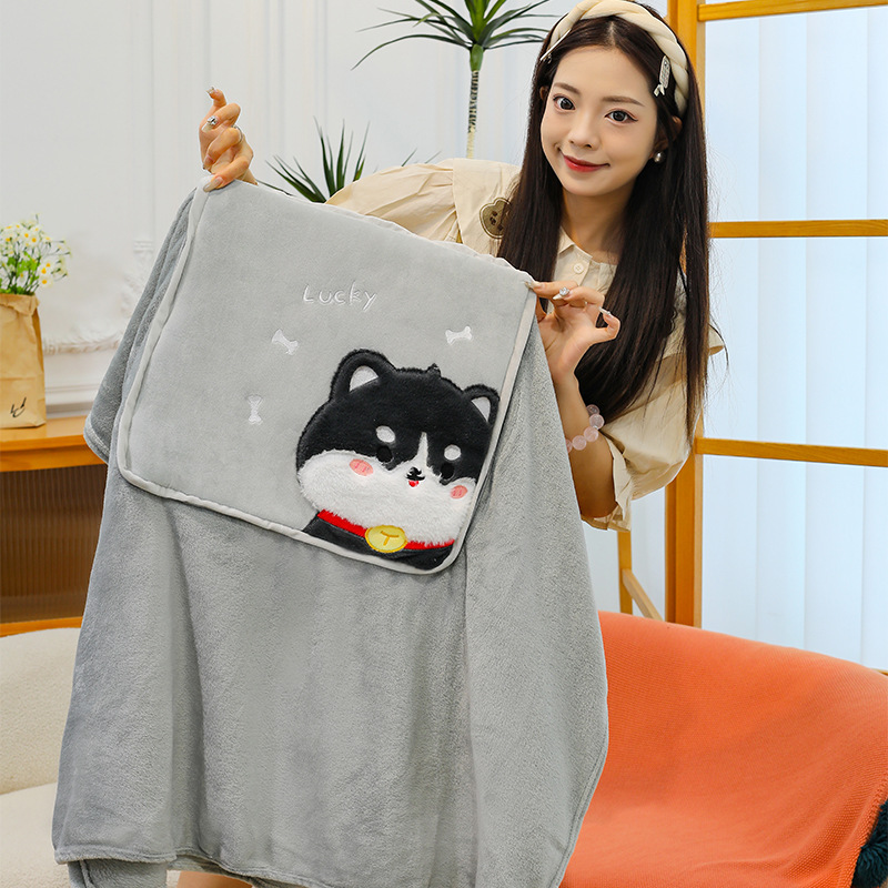 베개 이불 겸용 두꺼운 에어컨 담요 접이식 낮잠 베개 담요 투인원 소파 자동차 베개 자동차
