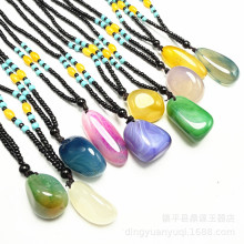 批发紫色玛瑙原石手把件紫红蓝色小石头玛瑙原石挂件彩石玉坠礼品