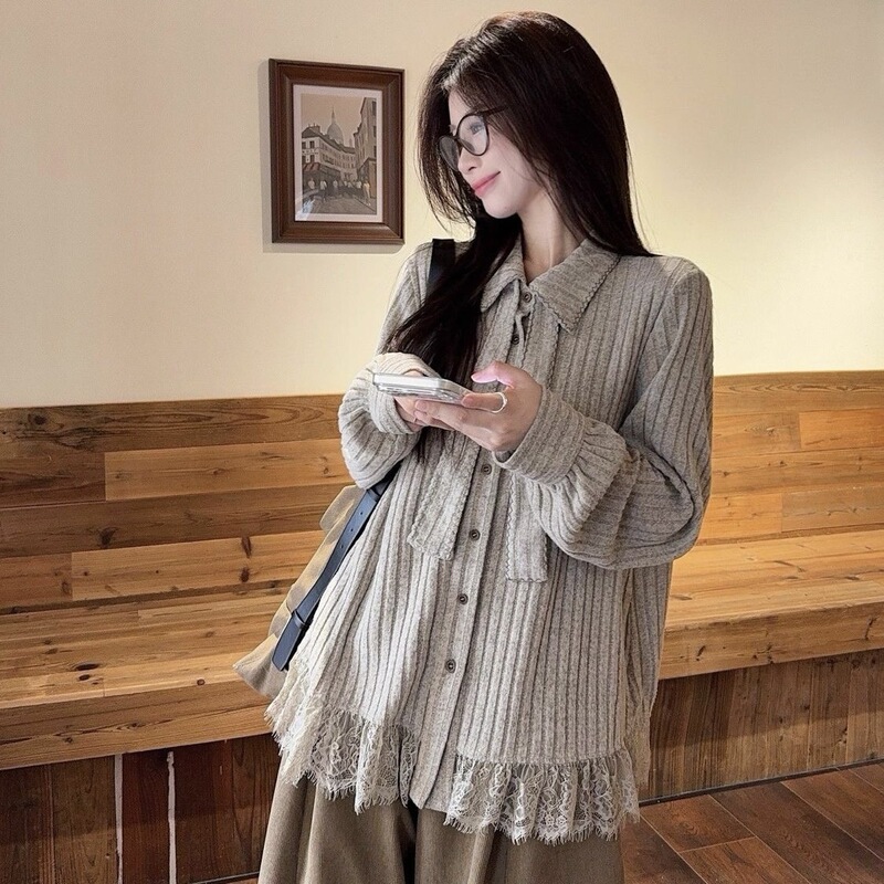 Korean Retro Lace Splicing Long-Sleeved Knitted Shirt for Women Autumn and Winter New Loose Design Niche Shirt Top