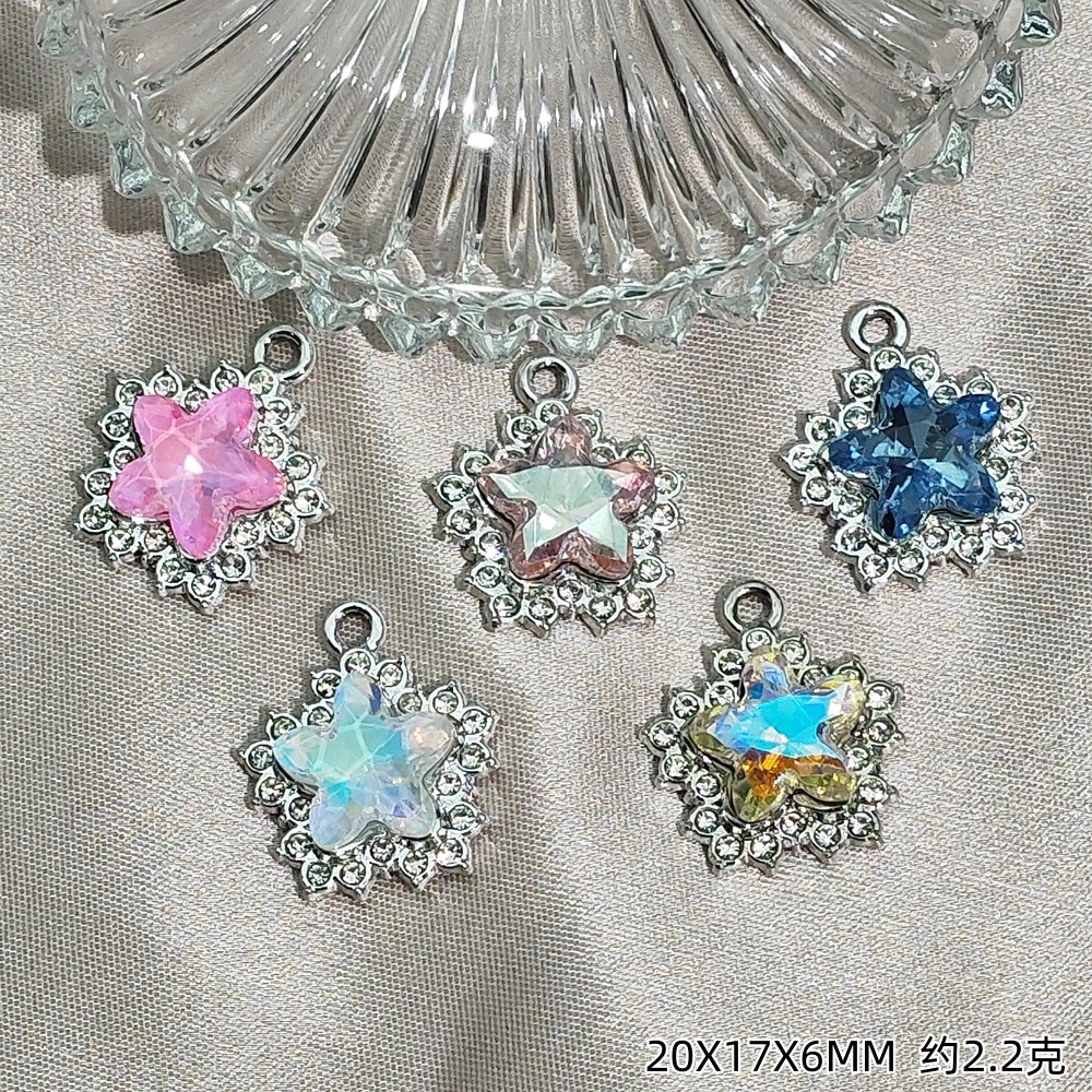 Exquisitos accesorios de joyería colgante de diamante de alta protección ultravioleta al por mayor collar DIY artesanal colgante de materiales de ropa de pulsera
