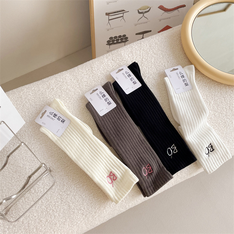 solid color fashionable breathable socks