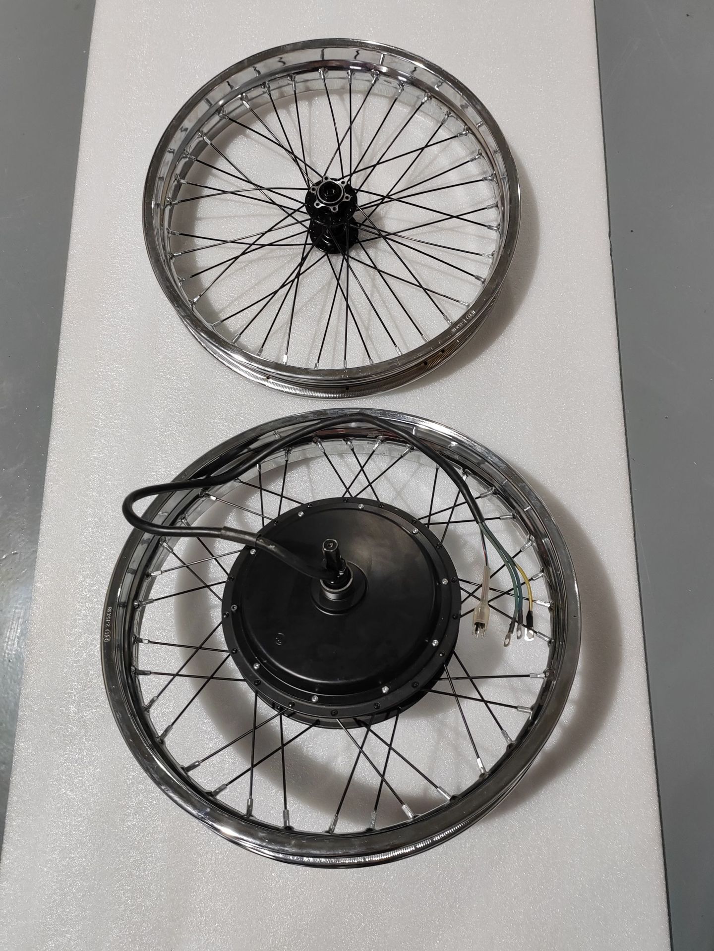 Motorcycle 21-inch front wheel off-road tire light bee dragon 19-inch front wheel set off-road electric vehicle high-power motor