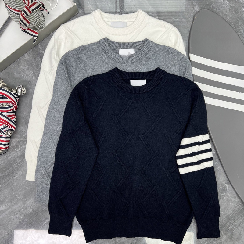 Factory Store High-Quality Spring and Autumn Four-Stripe Long-Sleeve Knitted Diamond-Patterned Unisex Wool Sweater Top Factory Store High-Quality Spring and Autumn Four-Stripe Long-Sleeve Knitted Diamond-Patterned Unisex Wool Sweater Top