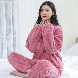 睡衣女秋季冬天珊瑚绒加厚加绒保暖可爱卡通小熊法兰绒家居服套装