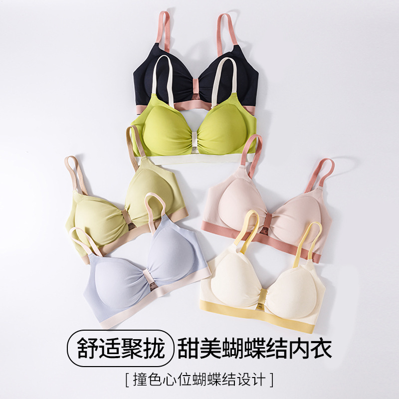 甘い蝶結びの少女の下着は跡がなくて、胸が集まっています。|undefined