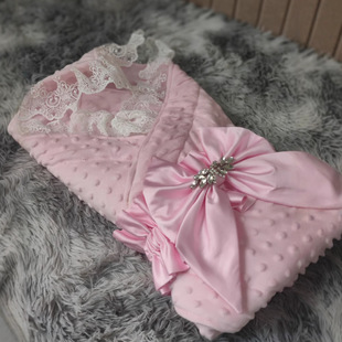 New newborn babies hold quilts for autumn and winter warm boys and girls go out to hold blankets for wholesale