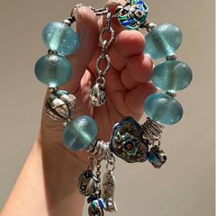 S925蓝色琉璃珐琅滴胶蝙蝠扣如意锁草莓手链