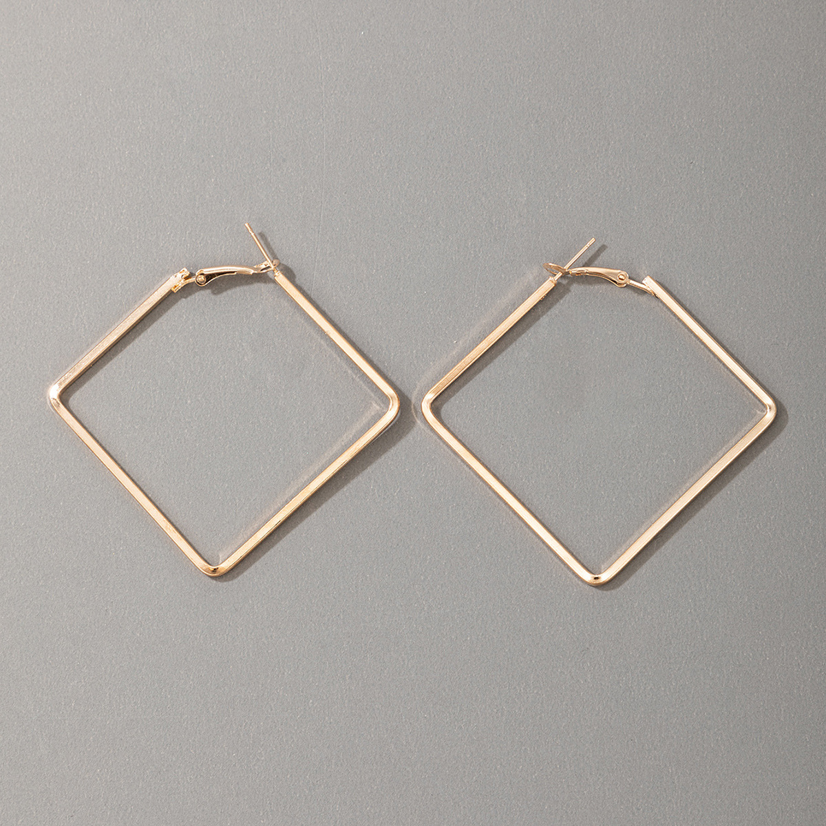 Fashion Alloy Square Big Earrings Wholesale Nihaojewelry display picture 1