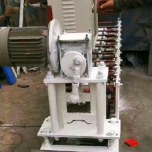 新型广告楼顶扣板机，楼顶扣条机 广告扣板机  免龙骨 安装简单