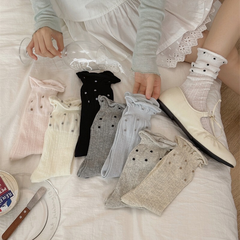 Spring and summer wooden ear edge wave point pile socks for children ins wind breathable thin super girl heart hollow socks Spring and summer wooden ear edge wave point pile socks for children ins wind breathable thin super girl heart hollow socks