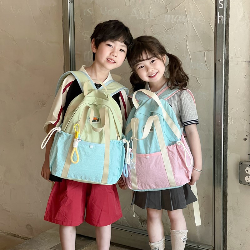 Mochila de color de contraste de moda para niños y niñas, mochila escolar de escuela primaria de gran capacidad, mochila de viaje para niños ligera y casual