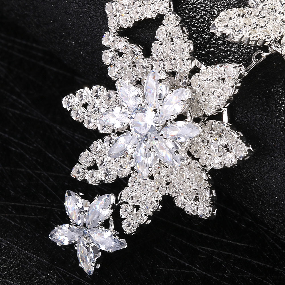 Europa y los Estados Unidos lujo ligero conjunto de pendientes de collar de diamante de alto nivel conjunto de collar de fiesta conjunto de joyería