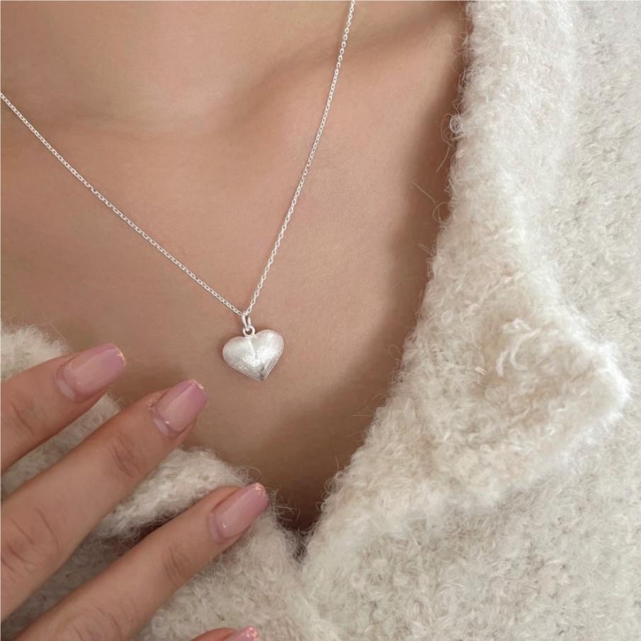 12g Weight Pendant Necklace Classification 1 Pair Quantity Daily Occasion 925 Sterling Silver Material Heart Shape Pattern Women'S Gender Simple Style Style 925 Sterling Silver Heart Shape Pendant Necklace 2