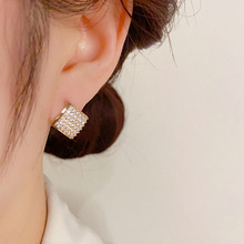 时尚几何菱形耳钉轻奢气质金色镶锆石欧美耳饰S925银针设计感耳环