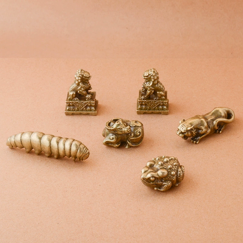 Sensha.com красный имитация бронзового льва маленький лев ветер столешница украшение почвы и воды китайский стиль креативные подарки