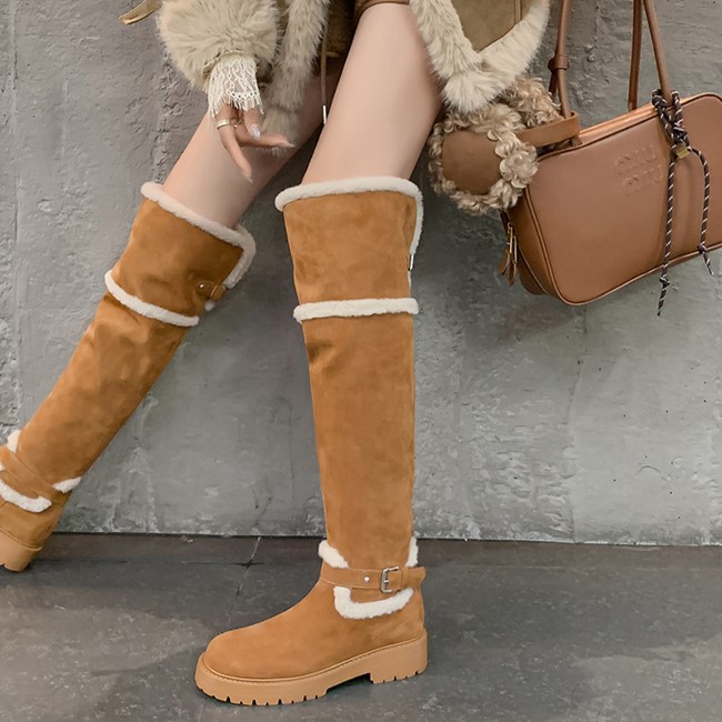 Boot tuyết nữ đế dày cổ cao quá gối lót lông cừu chống trơn trượt bo gấu lông — màu nâu