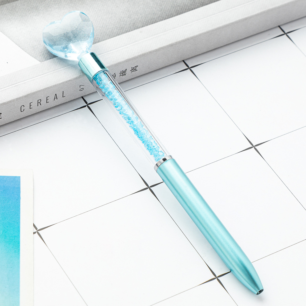 Bolígrafo de plástico de nuevo estilo al por mayor logotipo imprimible bolígrafo de cristal de amor creativo bolígrafo de regalo publicitario promocional del hotel