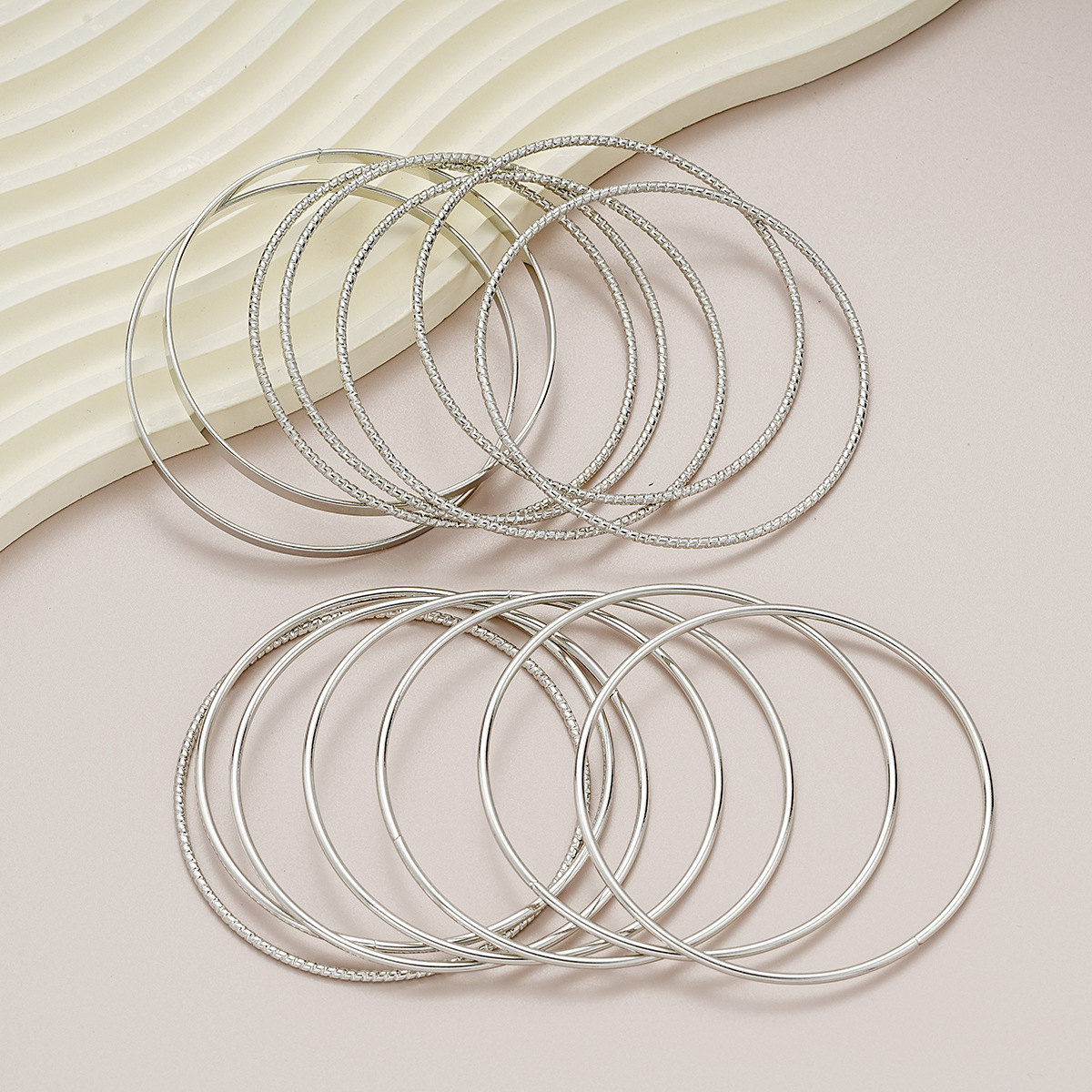 retro personalized exaggerated wide face bracelet suit gold glossy irregular bracelet multi-piece set_voghion.com