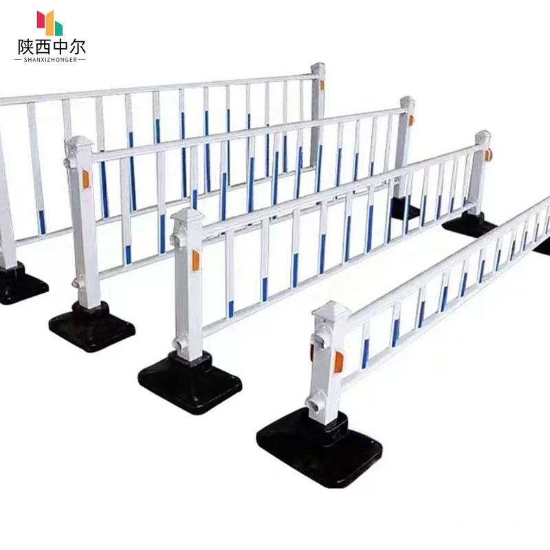 学校小区道路中央隔离市政护栏西安厂家人行道停车场交通围栏