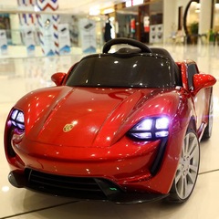 子供の電気自動車の四輪のリモコンの自動車の1-4歳の赤ちゃんの乳幼児の充電の子供の車は子供のおもちゃの車に乗ることができます。