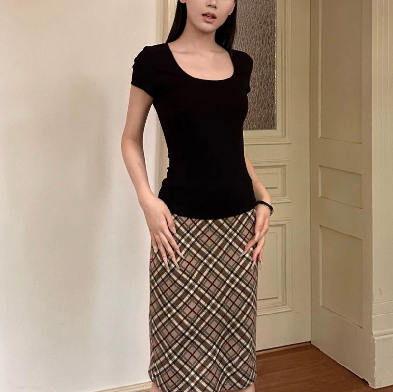 Fashionable Intellectual Miu Style Summer Retro Plaid Hip-Hugging Design A-Line Skirt