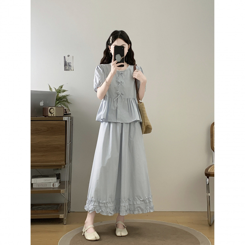 プラスサイズの女性の夏服、太ったmmミルクのセット、ライトブルーのベビードールシャツ、耳付きスカート、ツーピーススーツ|undefined