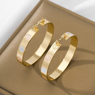 Shopee ���N���Ҷ�����l�׺����F���僽��ٹ�ɶ�Ȧ���sŮ���h