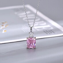 �羳����s�׺ε��������~��ʯ�����W���p���L������Ů���l