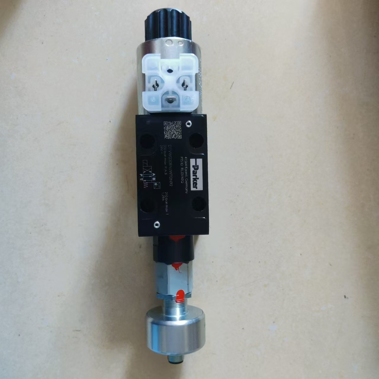 D1VW010CNJW派克Parker常规电磁阀系列常年现货库存