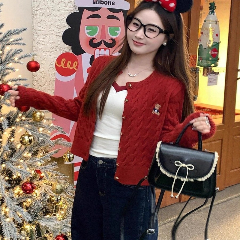 2026 New Early Autumn Sweater Cardigan for Women, Red Bear Embroidery, Cable Knit Jacket, Korean Style Trendy Top 2026 New Early Autumn Sweater Cardigan for Women, Red Bear Embroidery, Cable Knit Jacket, Korean Style Trendy Top