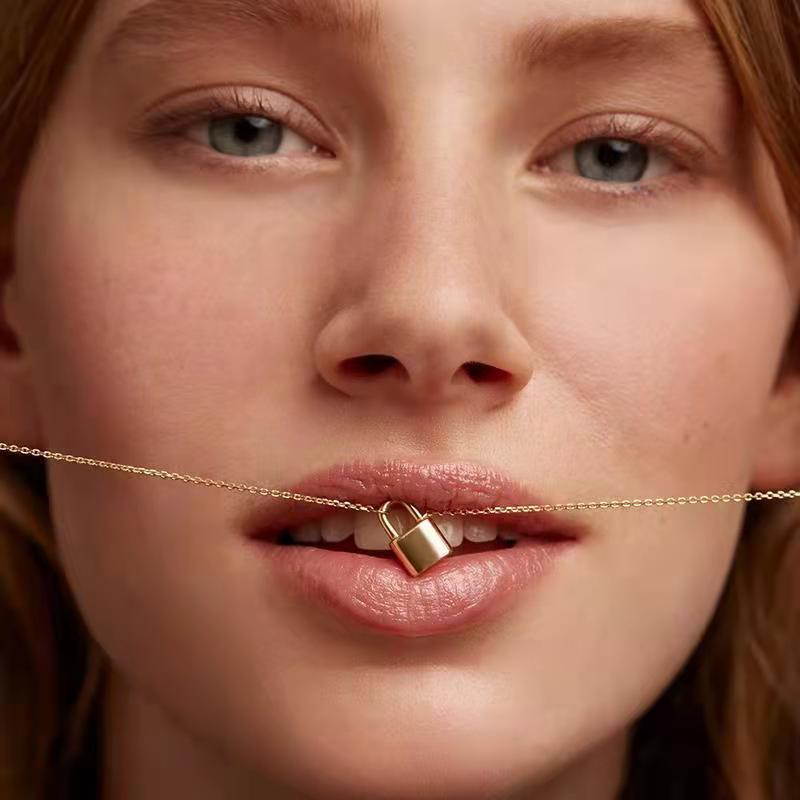 Fashion Lock Copper Pendant Necklace 1 Piece