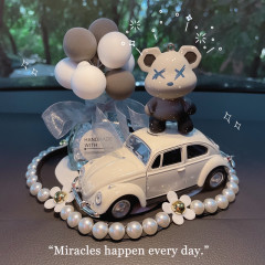 車載擺件可愛暴力熊汽車香水香薰車內裝飾掛件中控台車飾小擺件女