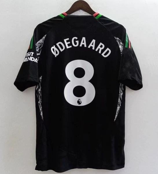 Arsenal away number 8