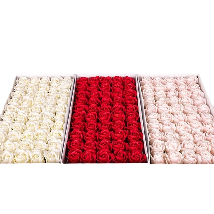 Flor de agua de tres capas de Yiwu Flor de jabón inmortal Cabeza de rosa Ramo de bricolaje Regalo Festival 3 capas Material de flor de jabón