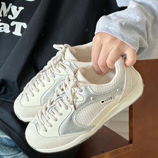 Zapatos de malla coreanos para mujeres verano 2026 nuevos zapatos casuales transpirables versátiles Gump zapatos ligeros zapatos de mujer