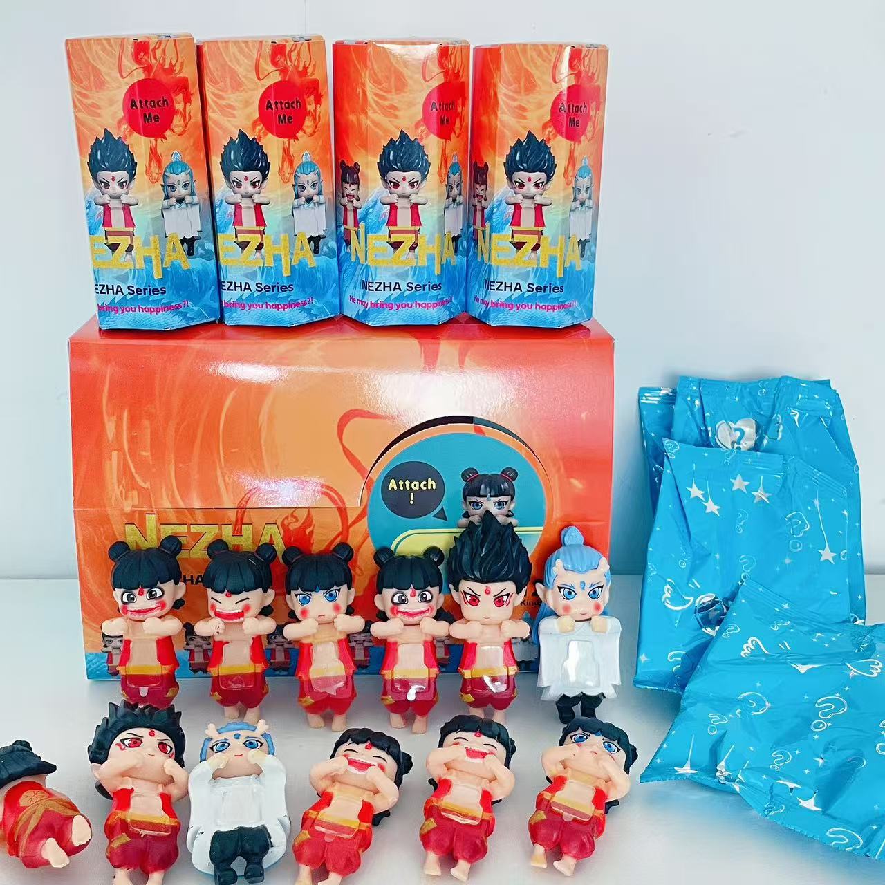 Figuras decorativas transfronterizas – adornos de coche o móvil, muñecos animados hechos a mano, venta por lotes