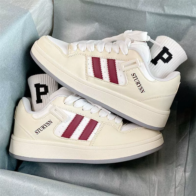 Женские белые кроссовки на толстой подошве в гонконгском стиле, модные на Instagram, новая модель 2025 года, универсальные повседневные платформы для пар.