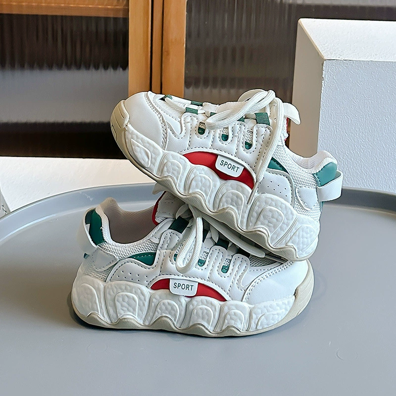 Children's sports shoes, low trend footwear for leisure for boys