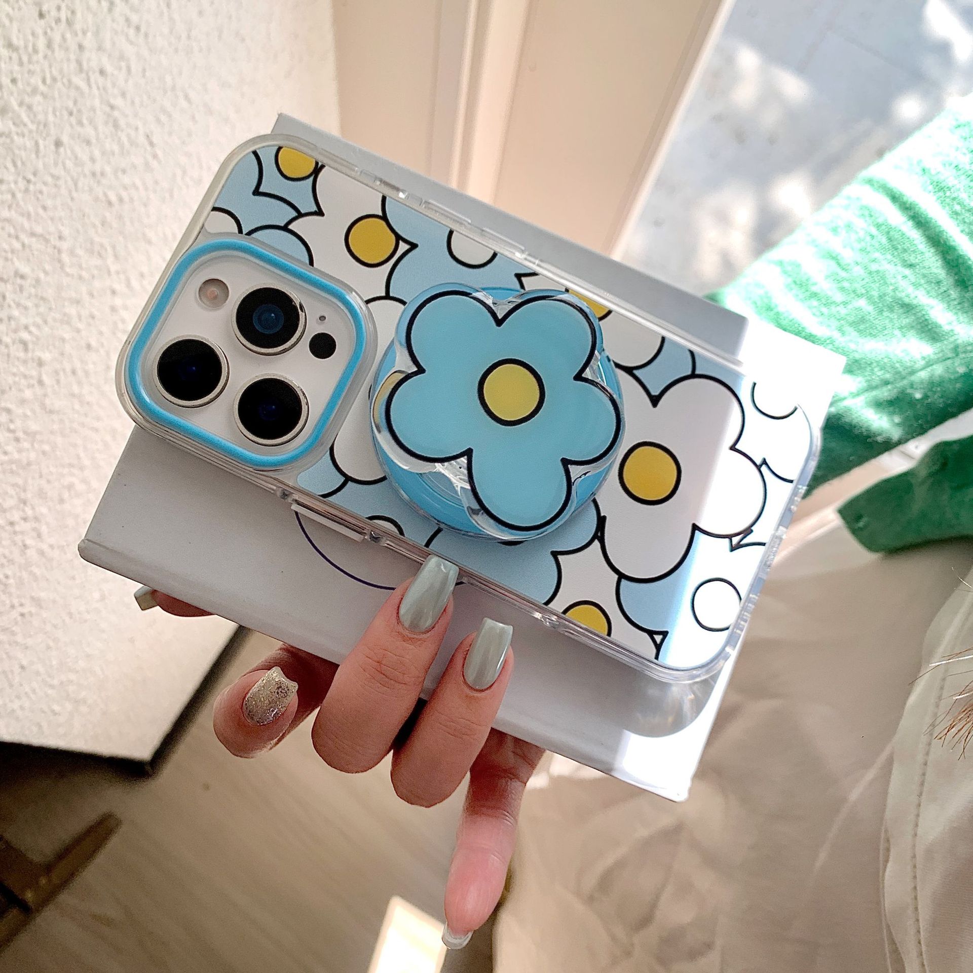 Las nuevas flores azules de nicho son adecuadas para Apple 16ProMax Pareja 15Pro Magnetic 14/13 Funda para teléfono móvil 15PM